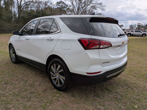 Used 2024 Chevrolet Equinox LT FWD image 6