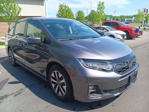 Used 2025 Honda Odyssey EX-L image 5