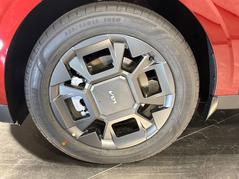 New 2026 Kia Carnival EX image 2