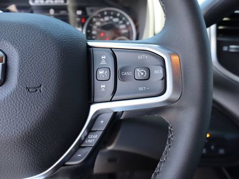 New 2026 RAM 2500 Big Horn AWD/4WD image 22