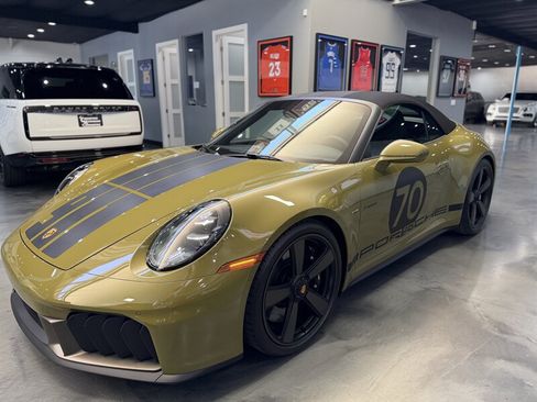 Used 2026 Porsche 911 GTS image 1