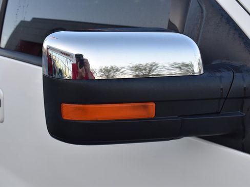 Used 2013 Ford F150 King Ranch w/ King Ranch Luxury Pkg image 25