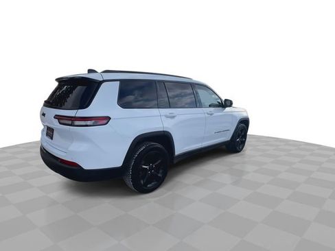 Used 2023 Jeep Grand Cherokee L Laredo AWD/4WD image 8