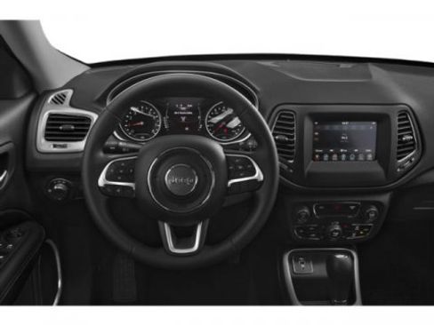 Used 2020 Jeep Compass Limited AWD/4WD image 10