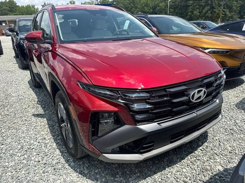 Used 2026 Hyundai Tucson SEL AWD/4WD image 2