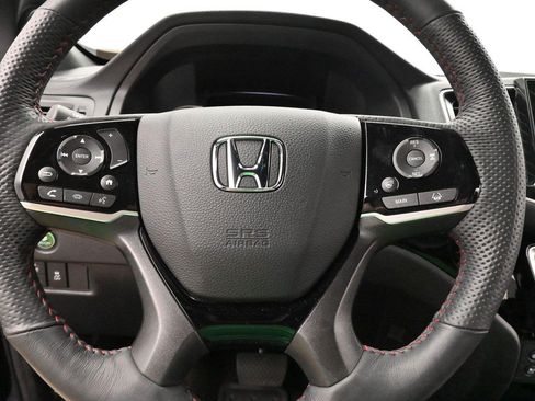 Used 2024 Honda Passport Black Edition image 19