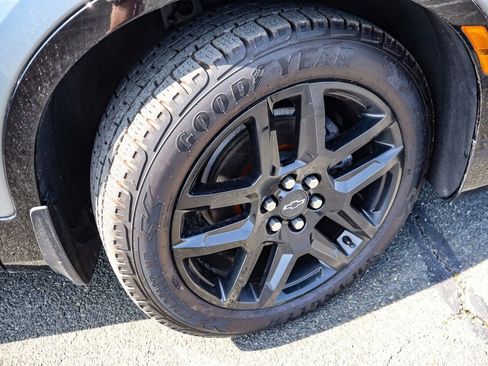 Certified 2023 Chevrolet Blazer RS w/ Enhanced Convenience Package image 43