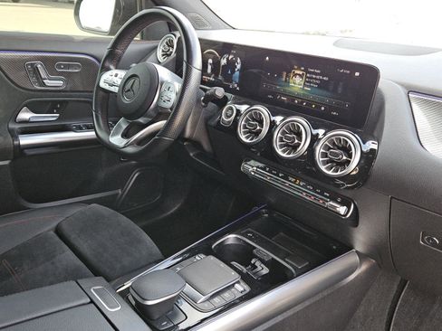 Used 2023 Mercedes-Benz GLA 45 AMG 4MATIC image 29