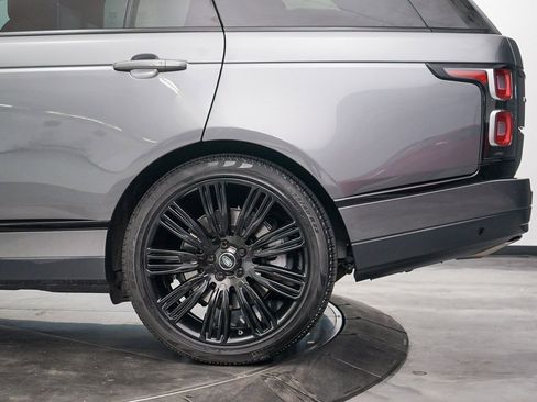 Used 2019 Land Rover Range Rover Supercharged image 16