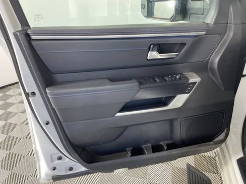 Used 2022 Toyota Tundra Platinum w/ Advanced Package AWD/4WD image 14