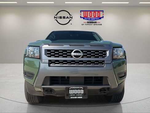 Certified 2025 Nissan Frontier SV AWD/4WD image 6