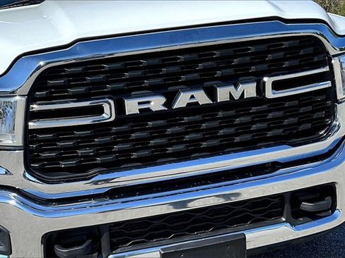 Used 2024 RAM 2500 Big Horn image 32