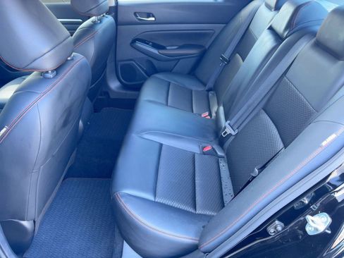 Used 2023 Nissan Altima 2.5 SR image 15