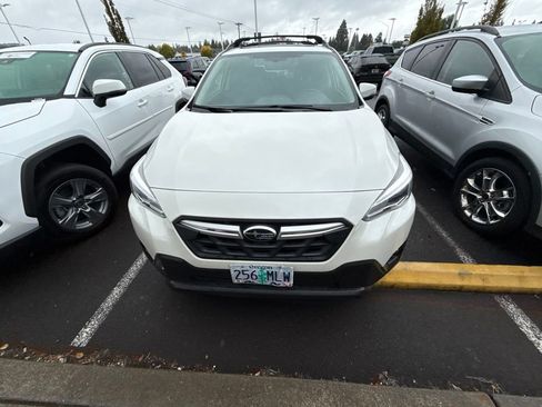 Used 2021 Subaru Crosstrek 2.5i Limited w/ Moonroof Package 1 AWD/4WD image 2