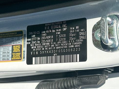 Certified 2025 Kia Sportage SX FWD image 33