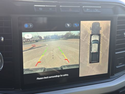 Used 2023 Ford F350 XLT w/ XLT Premium Package image 18