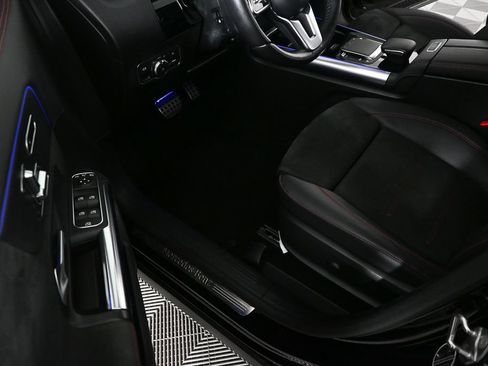 Certified 2023 Mercedes-Benz GLA 250 4MATIC image 7