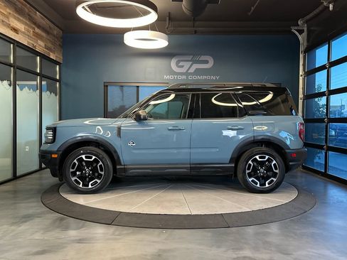 Used 2023 Ford Bronco Sport Outer Banks w/ Tech Package AWD/4WD image 6