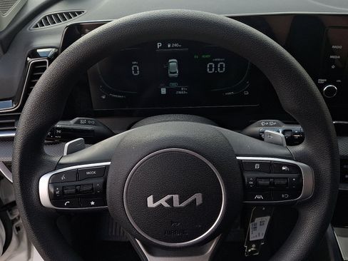 Certified 2023 Kia Sportage LX image 18