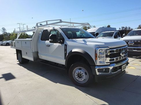 New 2025 Ford F450 XL w/ XL Chrome Package AWD/4WD image 4