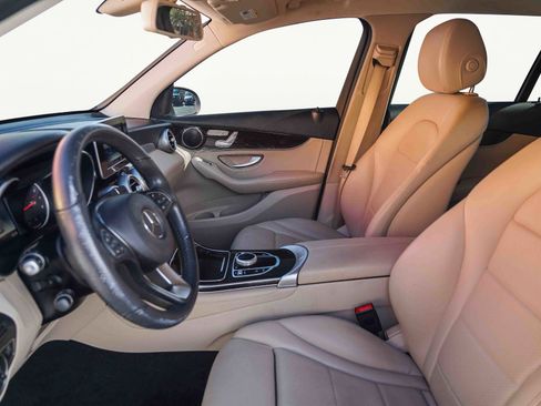 Used 2019 Mercedes-Benz GLC 300 image 54