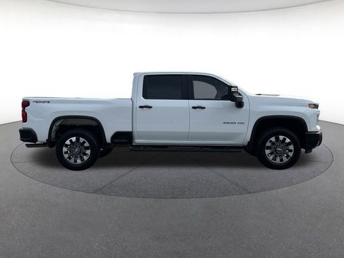 Used 2024 Chevrolet Silverado 2500 Custom w/ Custom Value Package AWD/4WD image 7