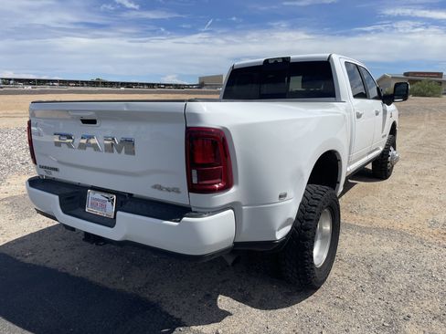 Used 2018 RAM 3500 Laramie AWD/4WD image 5