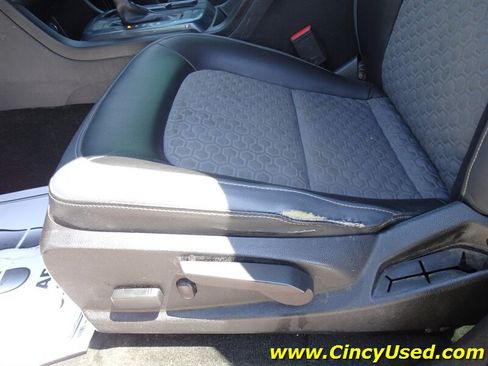 Used 2015 Chevrolet Colorado Z71 w/ LPO, Gearon Bar Package AWD/4WD image 33