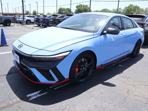 New 2026 Hyundai Elantra N FWD image 12