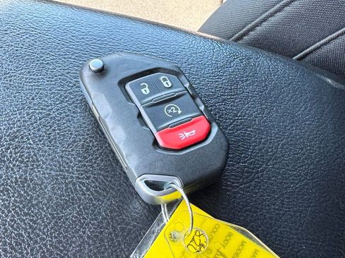 Used 2021 Jeep Wrangler Unlimited Rubicon image 31