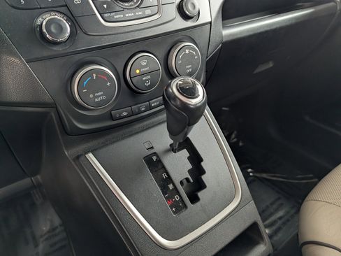 Used 2014 MAZDA MAZDA5 Grand Touring image 21