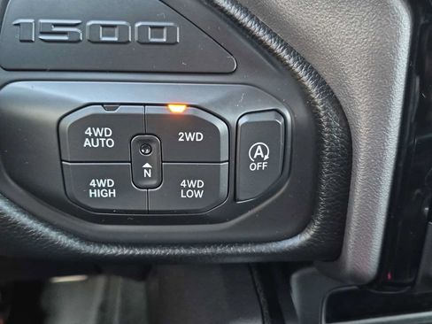 Used 2022 RAM 1500 Laramie AWD/4WD image 26