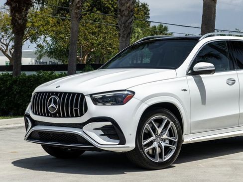 Used 2024 Mercedes-Benz GLE 53 AMG 4MATIC image 2