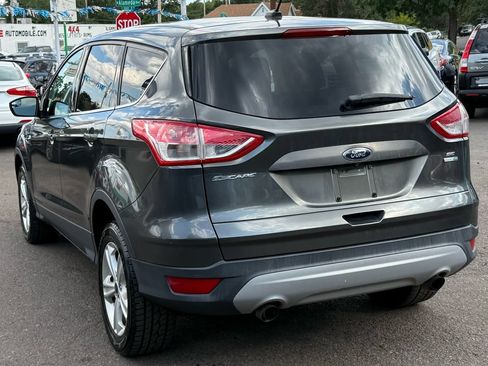 Used 2016 Ford Escape SE AWD/4WD image 3