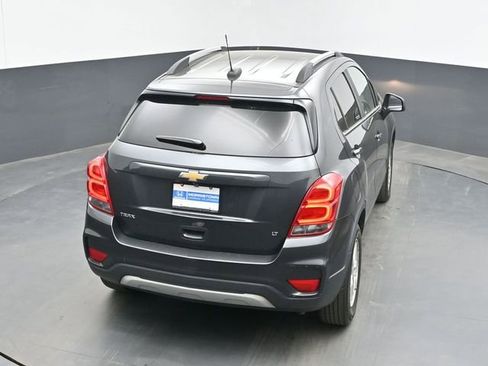 Used 2017 Chevrolet Trax LT w/ LT Convenience Package FWD image 36