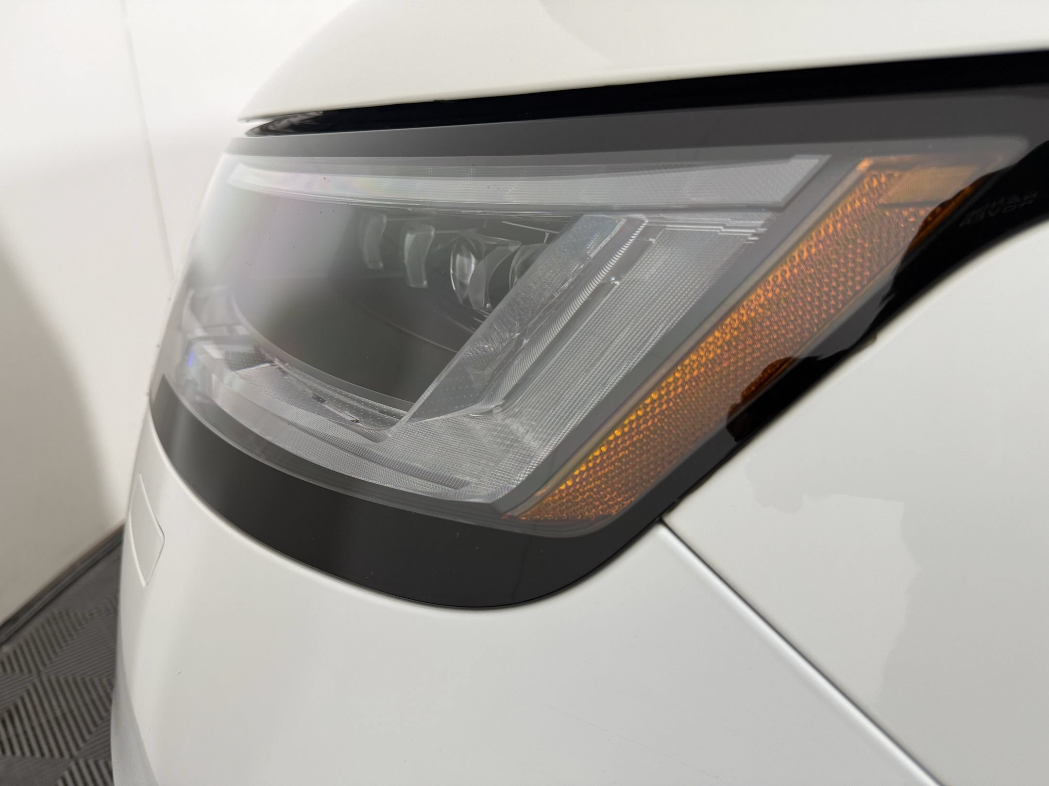 Certified 2023 Land Rover Range Rover Autobiography AWD/4WD image 11