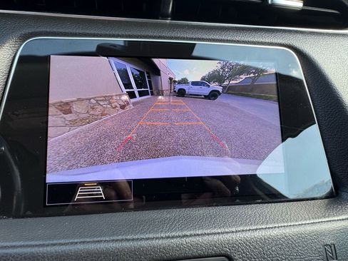 Used 2020 Cadillac XT4 Premium Luxury w/ Driver Awareness Package image 37