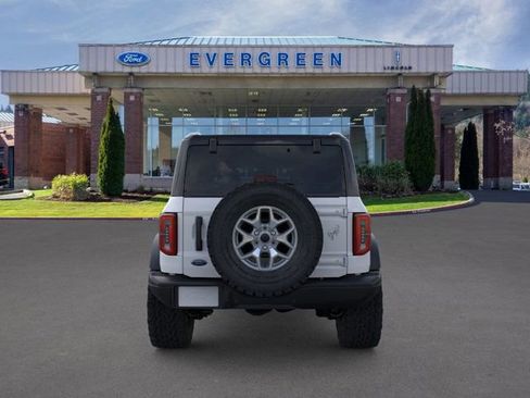 New 2025 Ford Bronco Badlands image 5