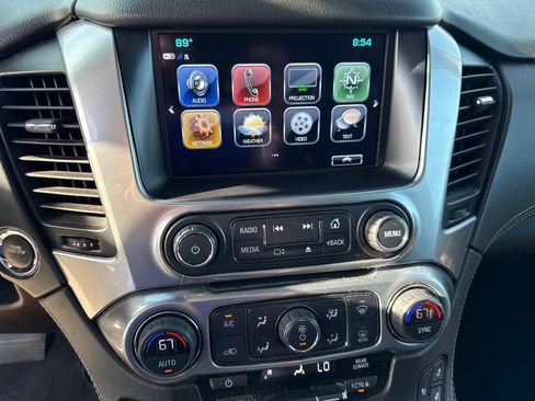 Used 2018 Chevrolet Tahoe Premier RWD image 23