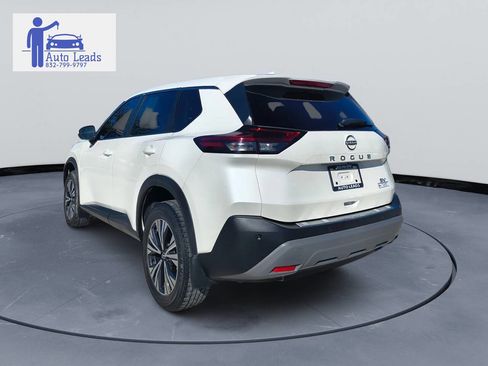 Used 2022 Nissan Rogue SV image 6