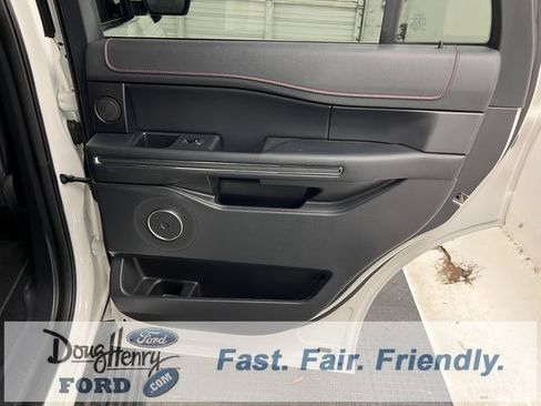 Used 2023 Ford Expedition Limited image 37