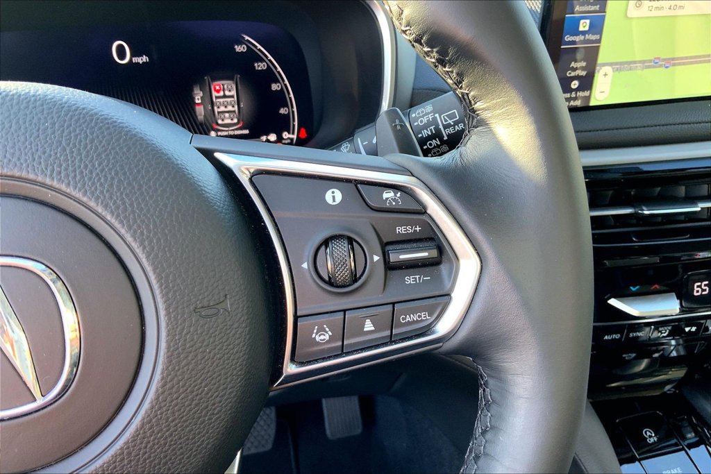 Used 2025 Acura MDX SH-AWD image 12