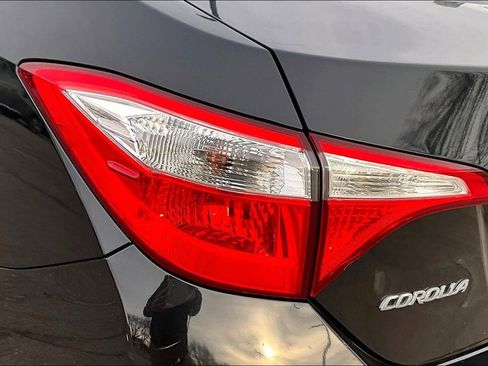 Used 2014 Toyota Corolla LE image 30