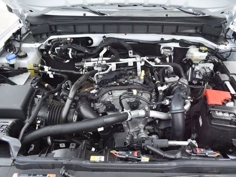 Used 2025 Ford Bronco Outer Banks AWD/4WD image 54