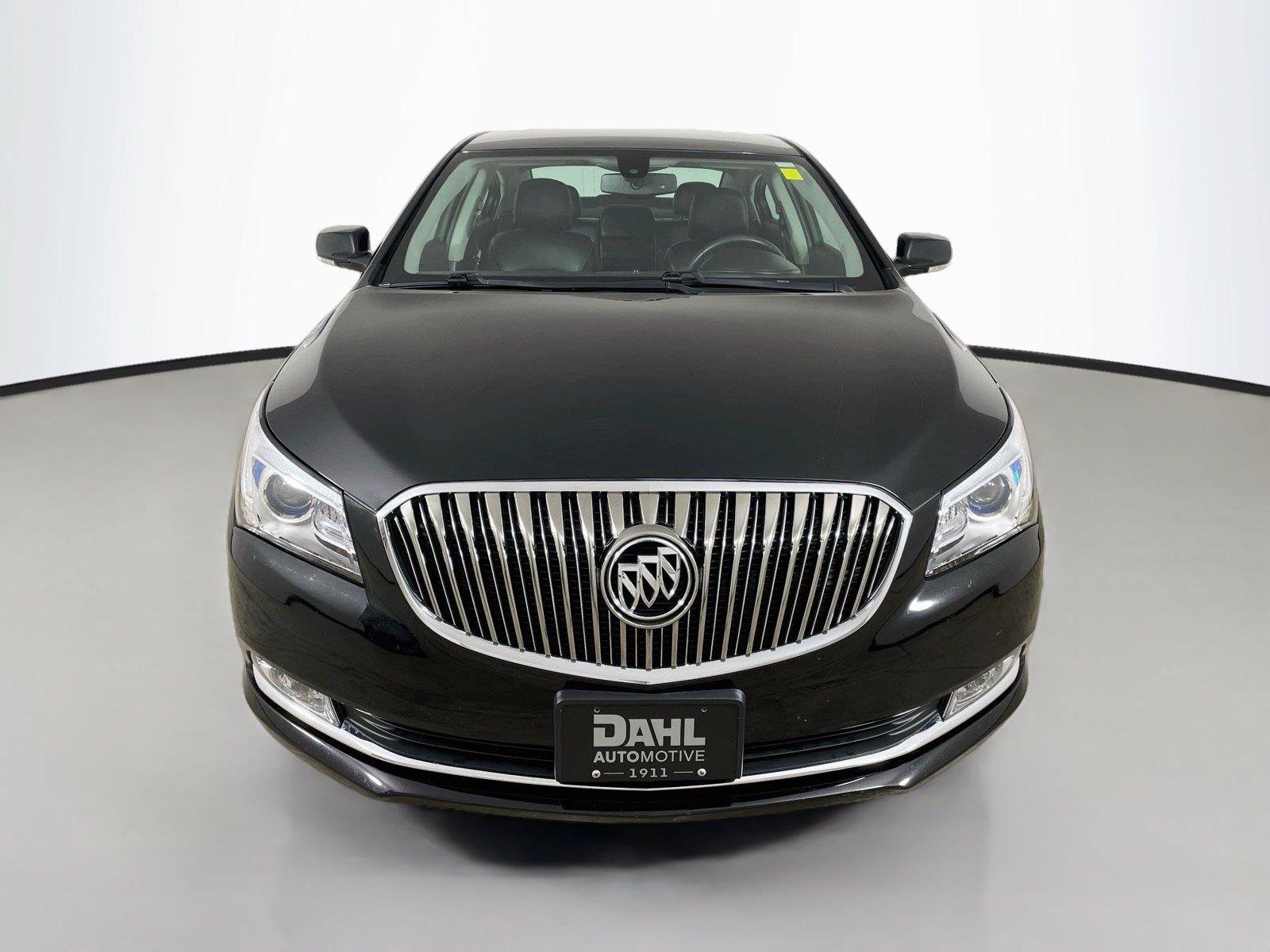 Used 2016 Buick LaCrosse Leather FWD image 3
