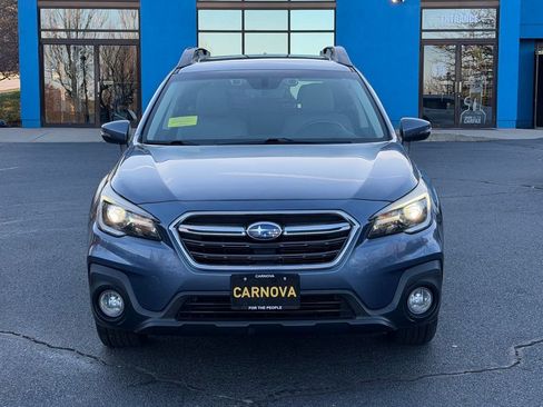 Used 2018 Subaru Outback 2.5i Limited AWD/4WD image 3