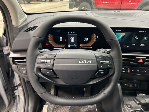 New 2026 Kia Sportage EX image 13