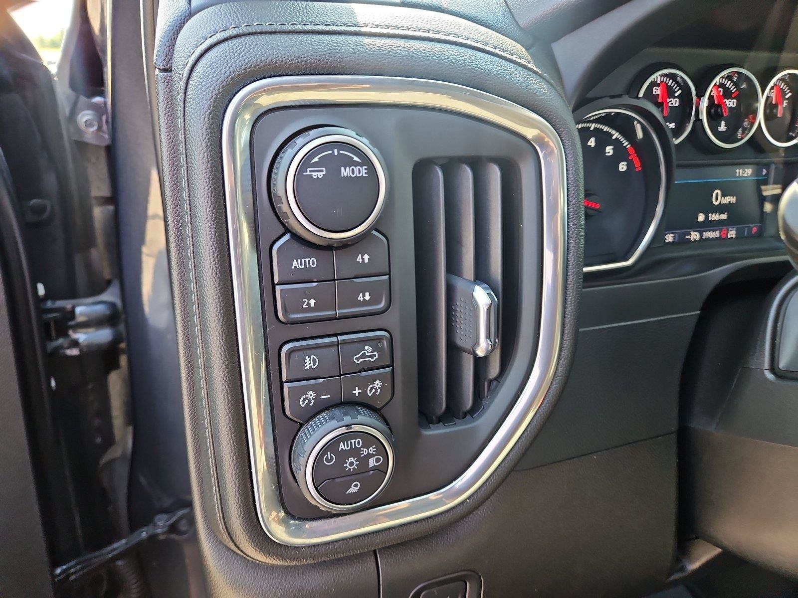 Used 2022 Chevrolet Silverado 1500 RST AWD/4WD image 22