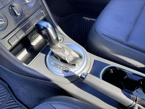 Used 2016 Volkswagen Beetle 1.8T image 16