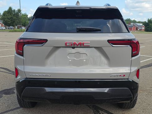 New 2027 GMC Terrain AT4 w/ Convenience Package III AWD/4WD image 18